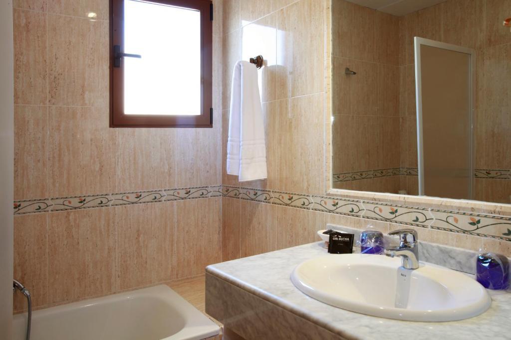 Hotel Casa Palacio Монтанехос Номер фото